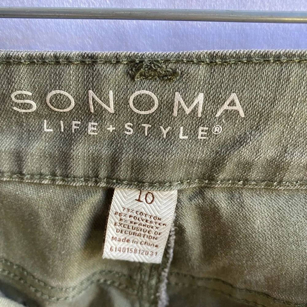 Capris; Sonoma; Size 10; Olive green - Picture 3 of 5